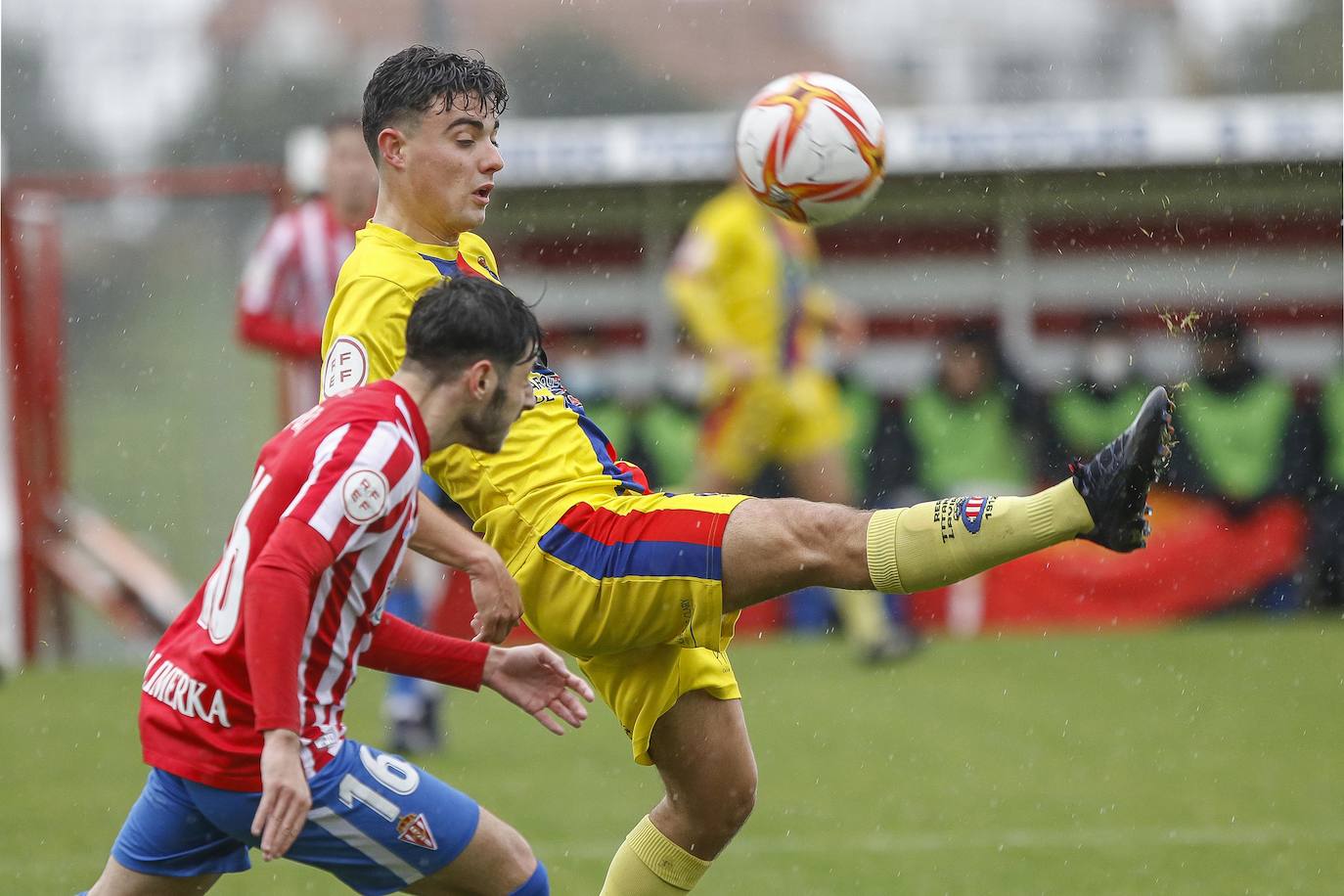 Fotos: Sporting B - Titánico, en imágenes
