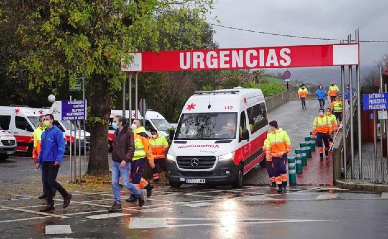 Evacuación del hospital de Arriondas.