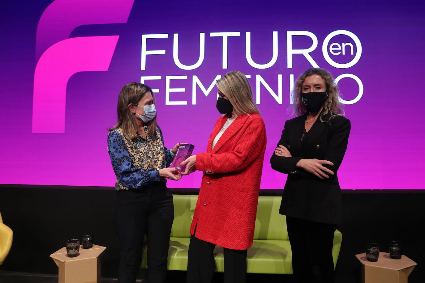 'Futuro en Femenino' educa en igualdad a los más jóvenes y visibiliza la importancia del papel de la mujer en la empresa, las instituciones y la sociedad.