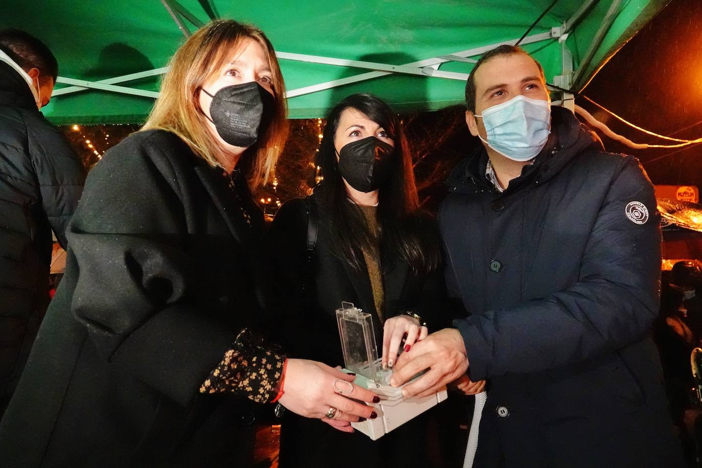 Fotos: Cangas de Onís y Covadonga encienden la Navidad