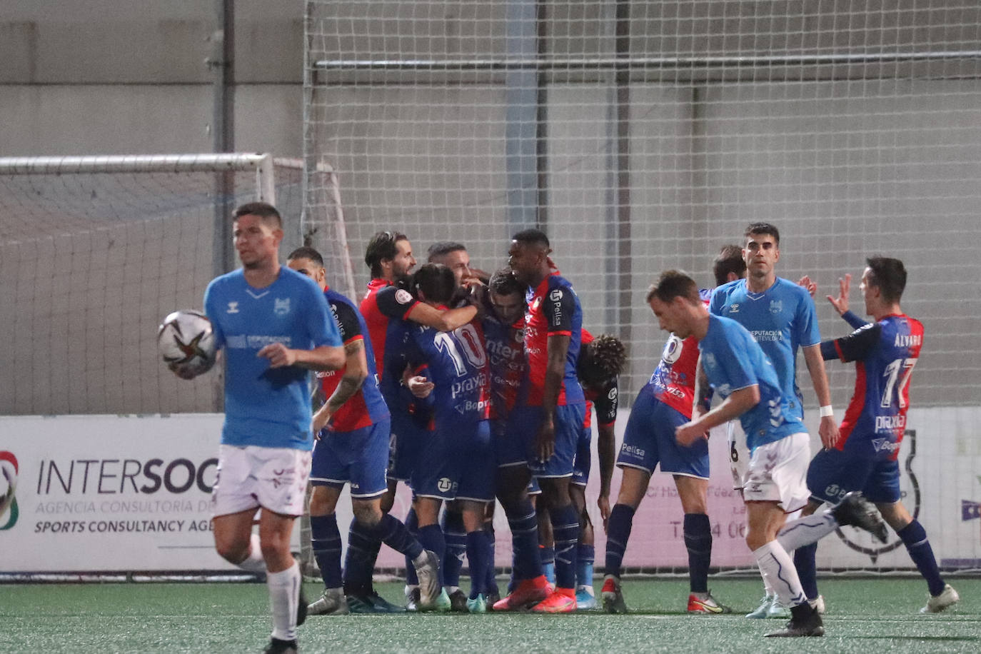 Fotos: Las mejores jugadas del Langreo-Pontevedra