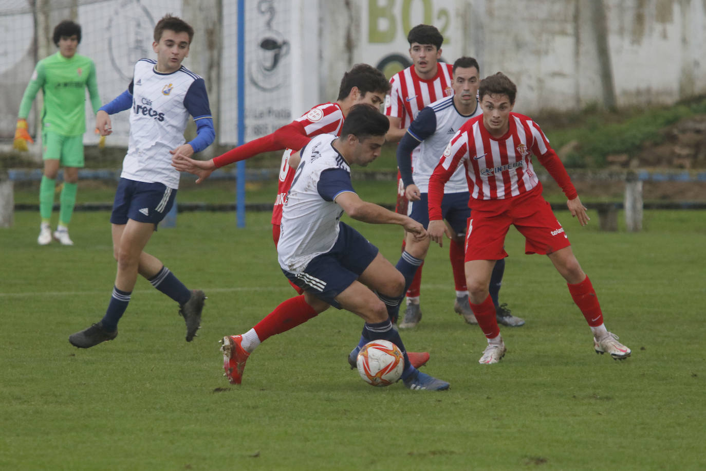 Fotos: Las mejores jugadas del Sporting B-Mosconia