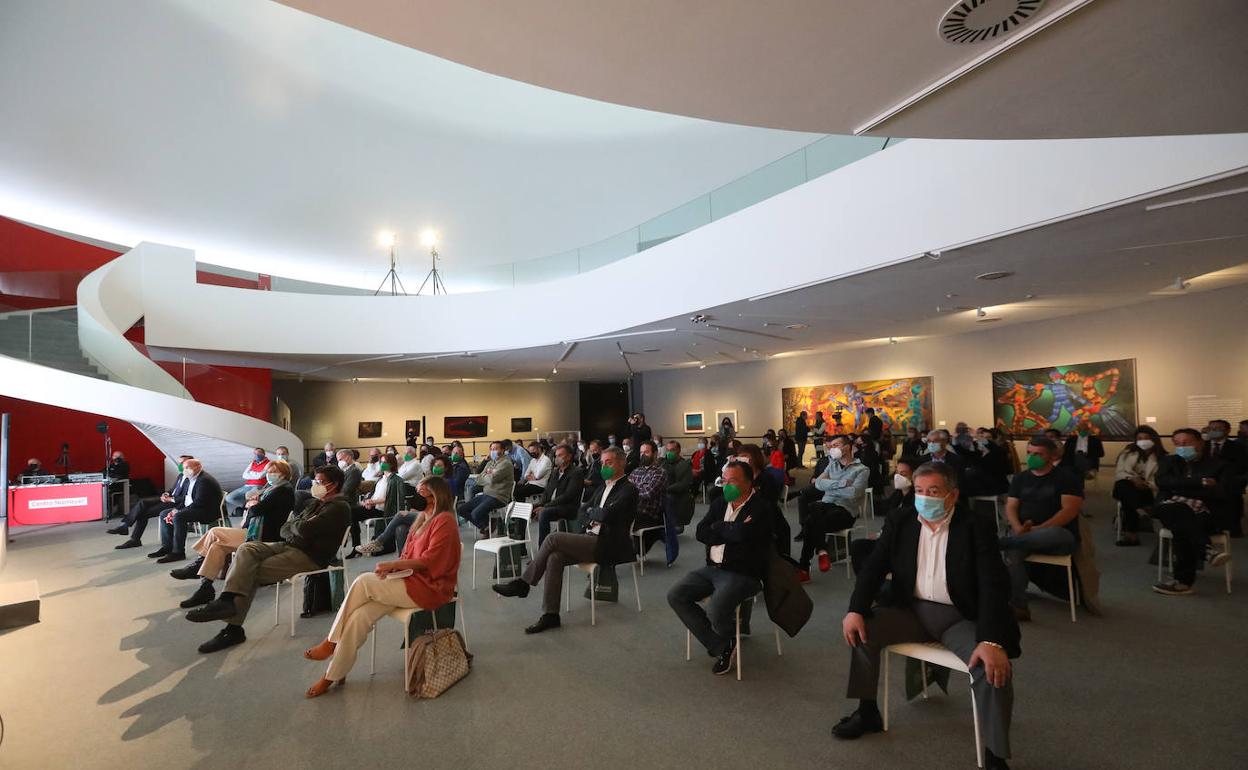 Un acto celebrado este año en la cúpula del Centro Niemeyer. 