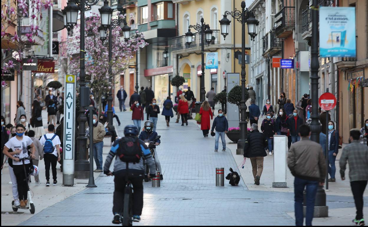 Asturias perdió 3.992 vecinos hasta julio y se queda en 1.008.897 habitantes