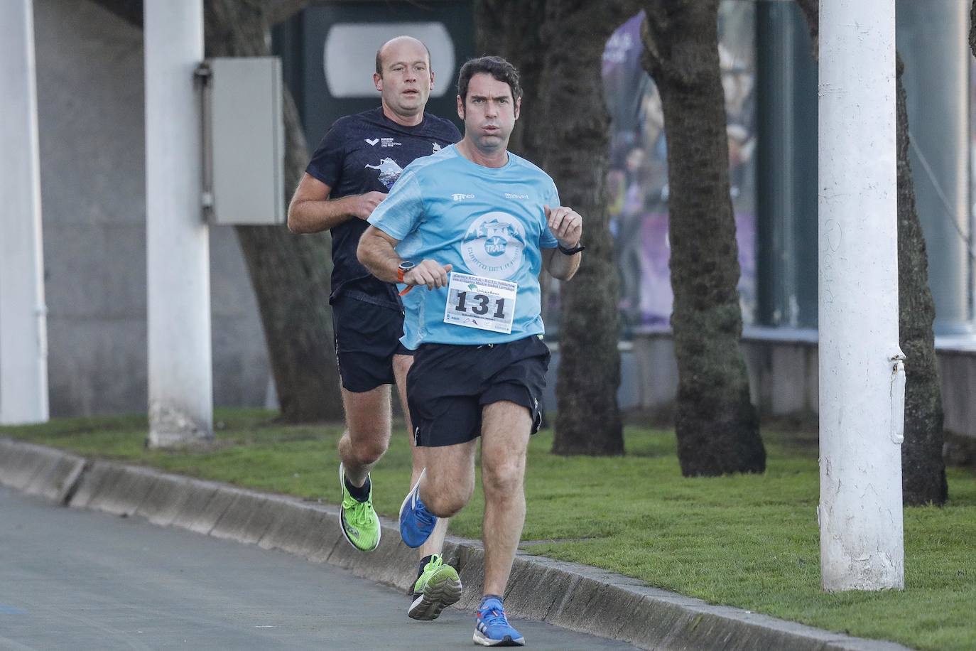 Fotos: Marcos Peón e Inés de Diego ganan la Carrera Solidaria Club de Regatas-Tenis