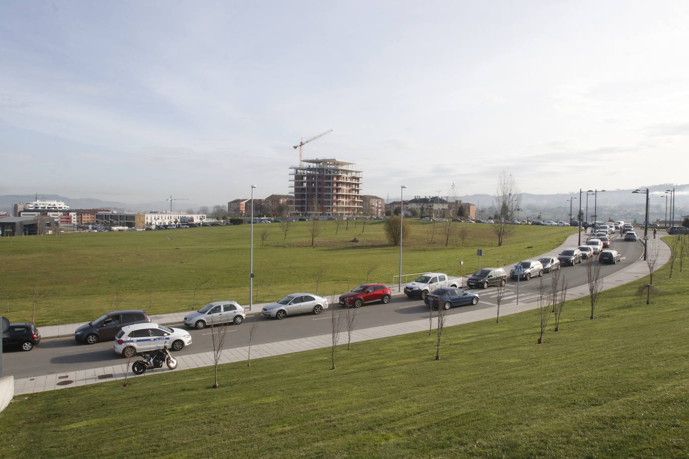 Fotos: Largas colas para hacerse una PCR en el HUCA
