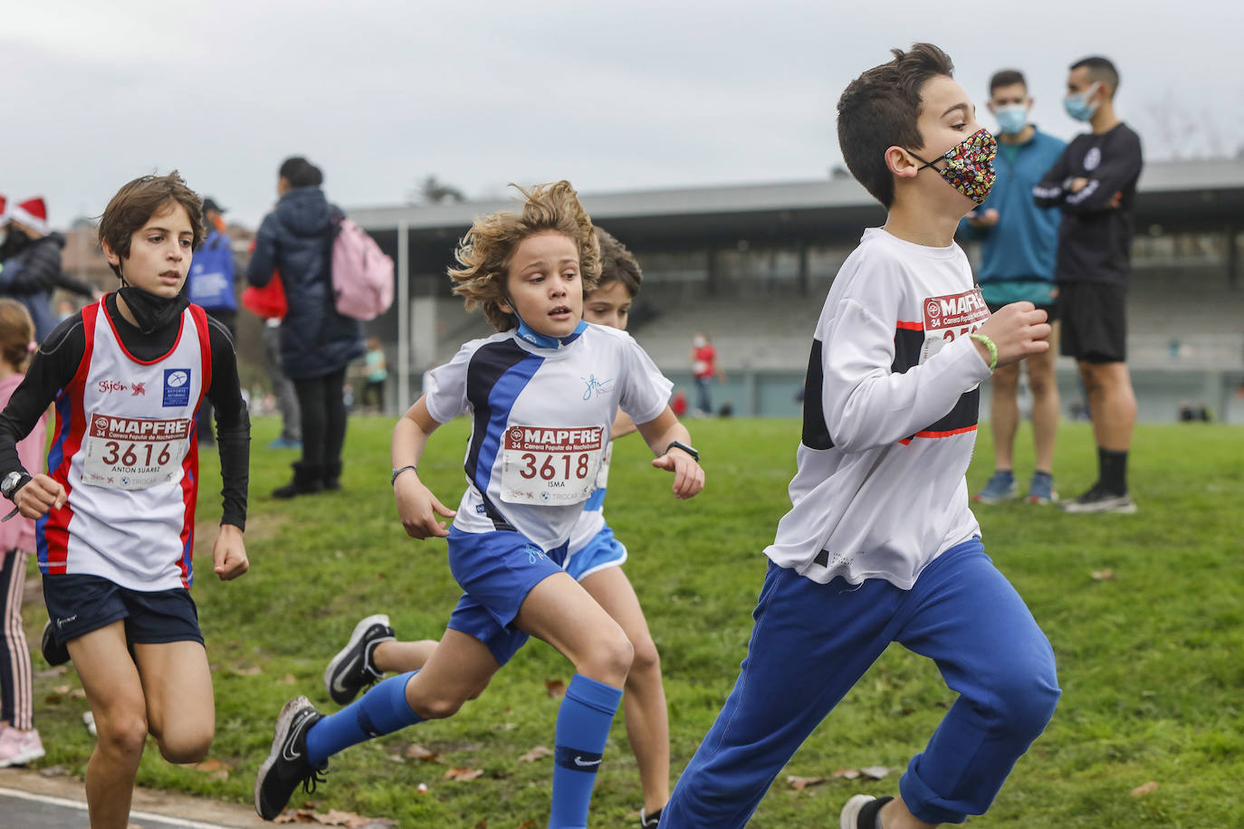 Fotos: Así fue la Carrera de Nochebuena de los niños