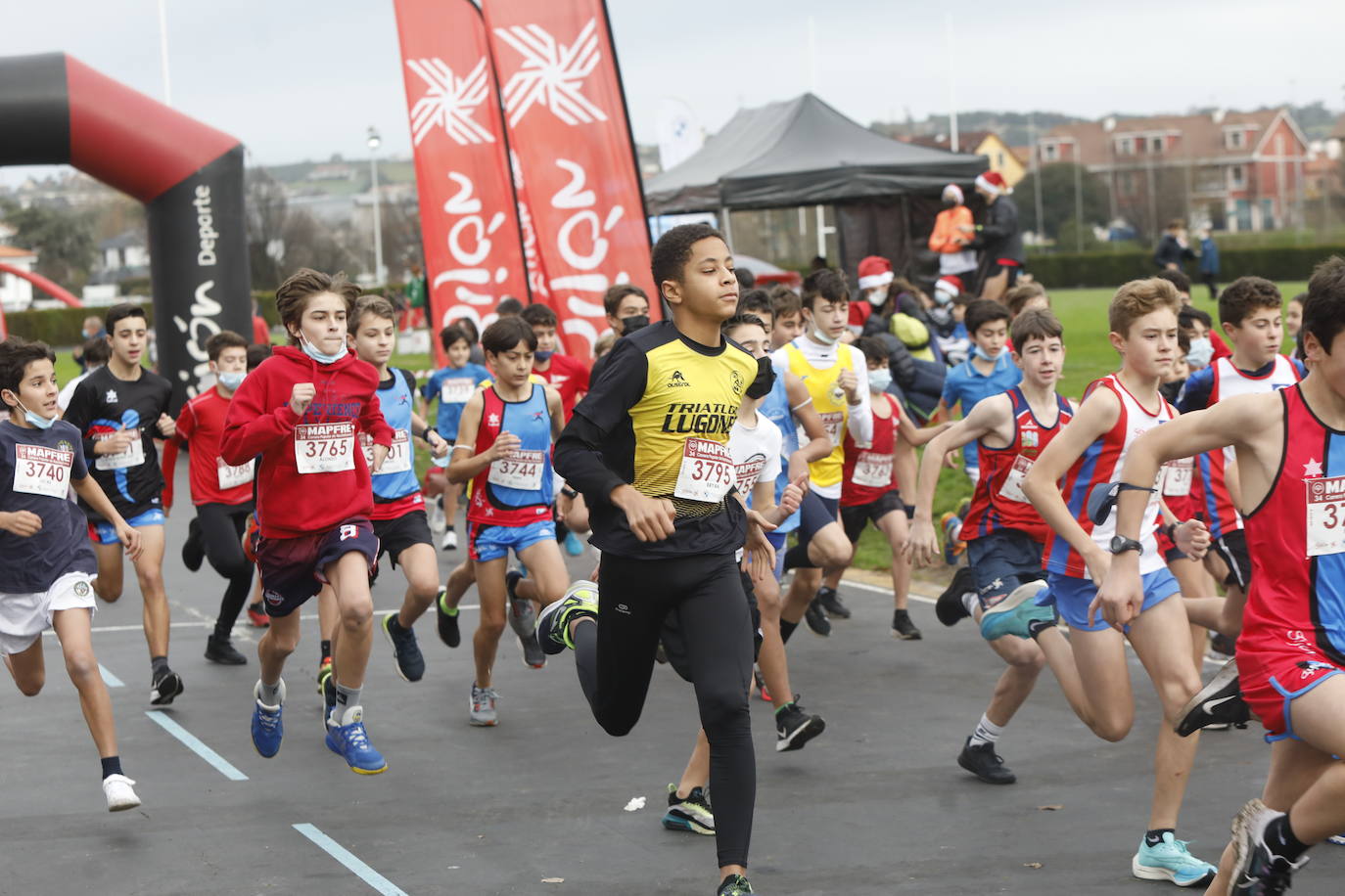 Fotos: Así fue la Carrera de Nochebuena de los niños