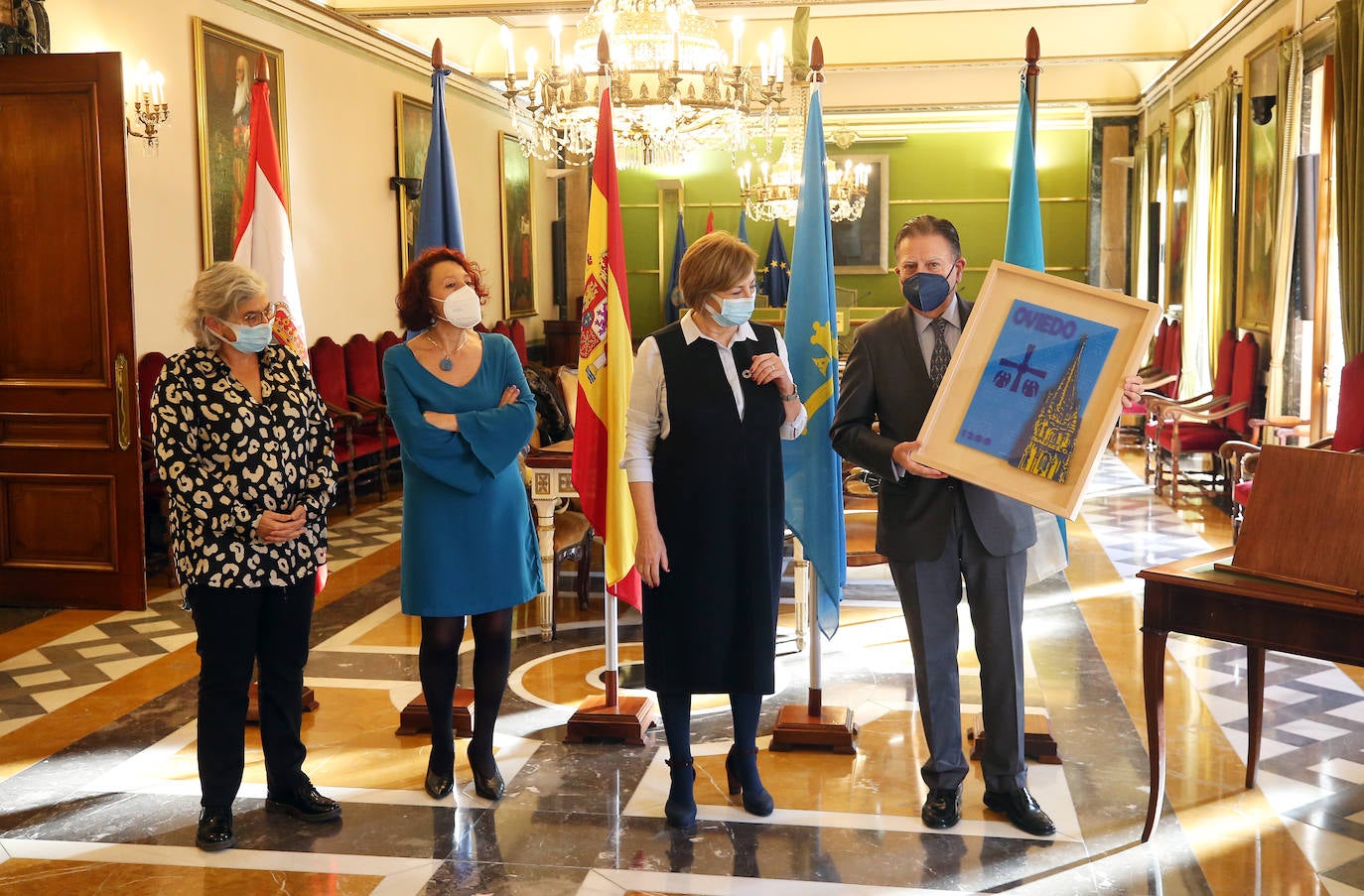 Fotos: Los alcaldes recuperan el tradicional brindis navideño