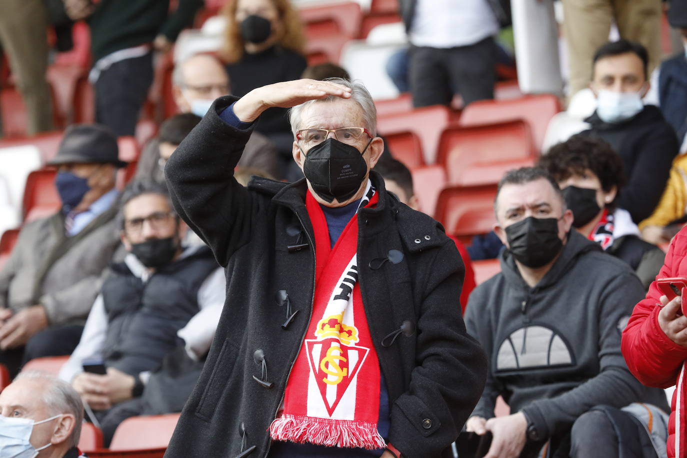 Fotos: ¿Estuviste en el Sporting - Lugo? ¡Búscate!