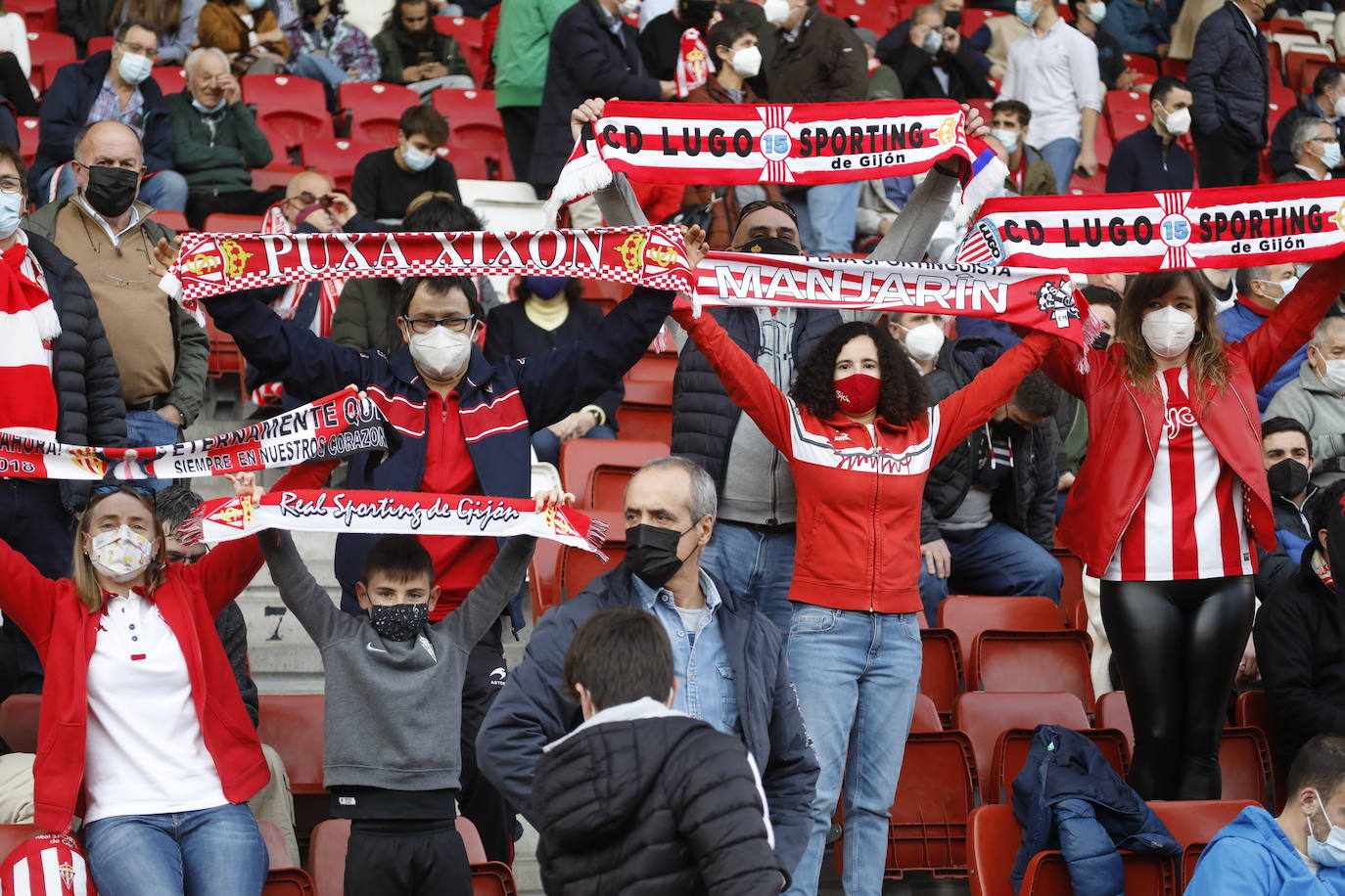 Fotos: ¿Estuviste en el Sporting - Lugo? ¡Búscate!