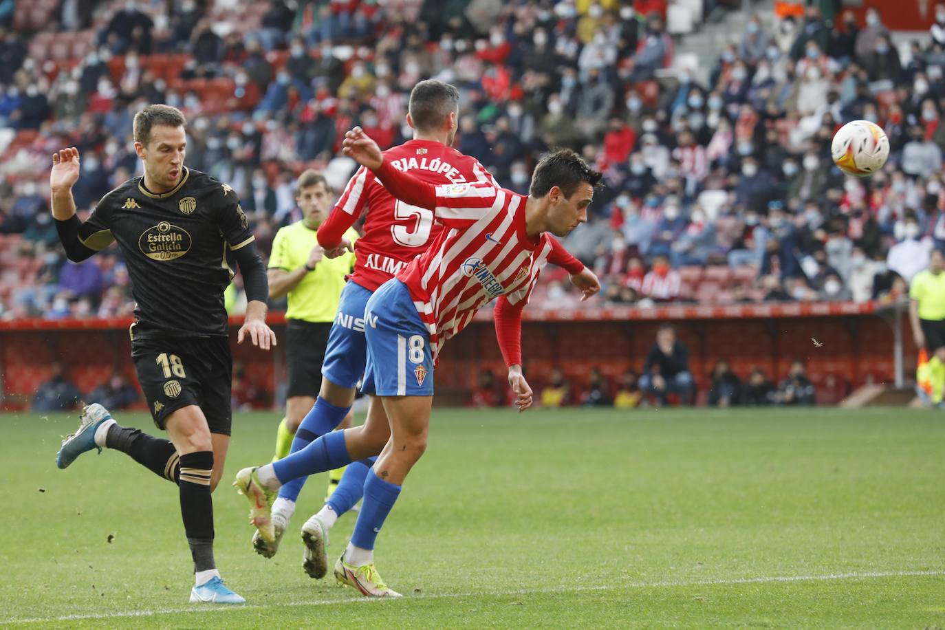 Fotos: Las imágenes de las mejores jugadas del Sporting - Lugo