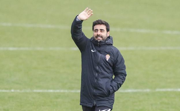 David Gallego, entrenador del Sporting.