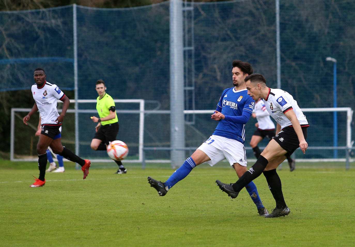 Fotos: Las mejores imágenes del Oviedo Vetusta - Caudal