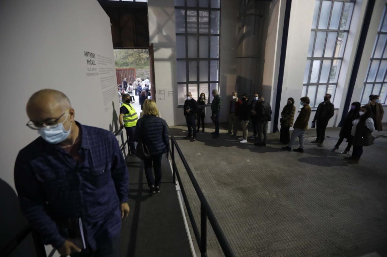 Colas en la inauguración de la muestra el pasado octubre. 