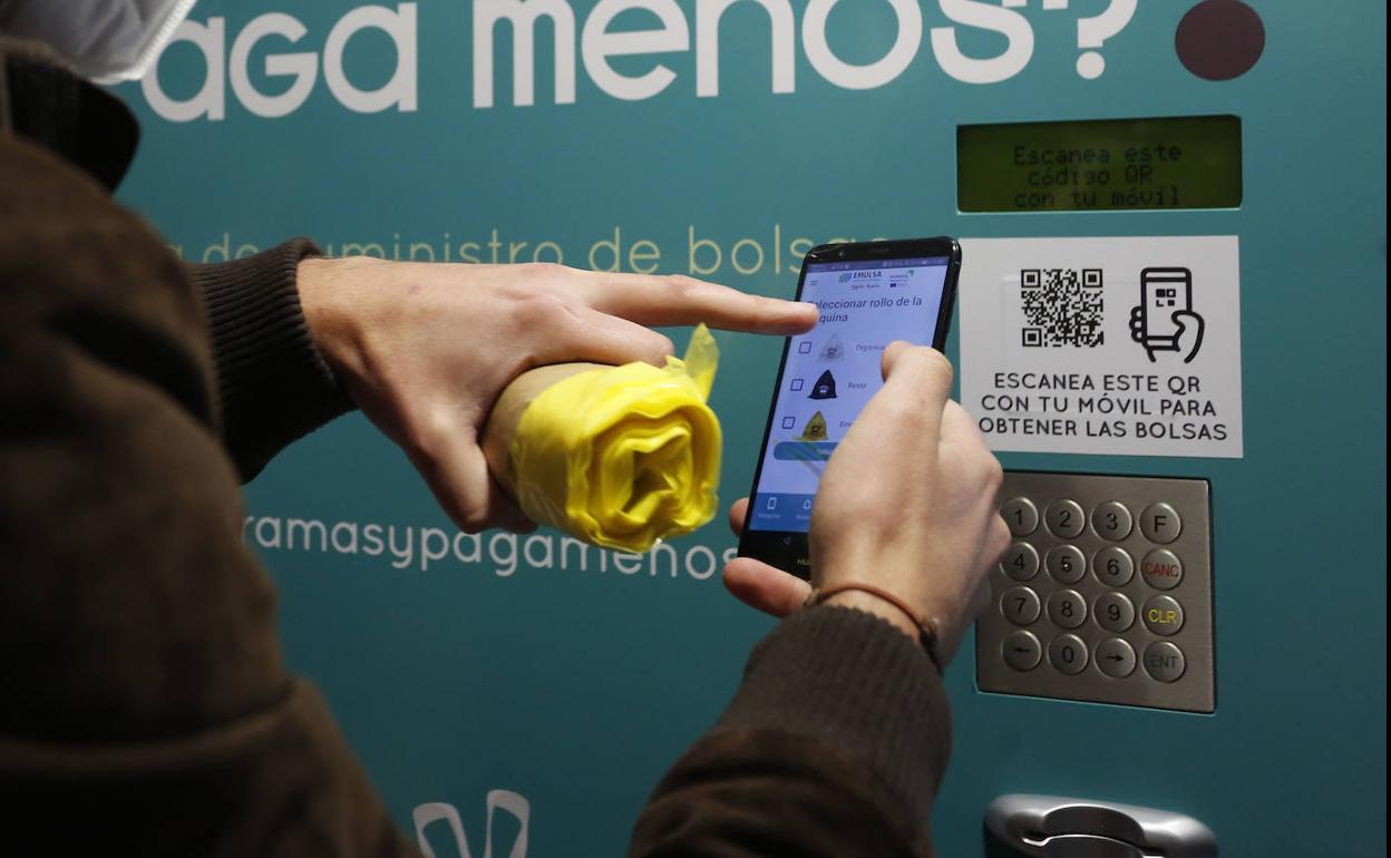 Proceso para conseguir las bolsas con el móvil.