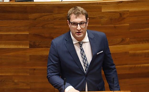 Foro, dispuesto a flexibilizar sus exigencias para salvar la oficialidad del asturiano