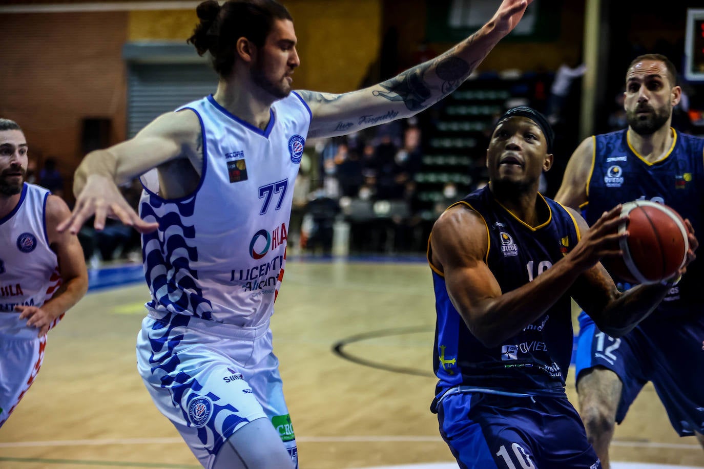 Fotos: Las mejores jugadas del Unicaja Banco Oviedo - Alicante