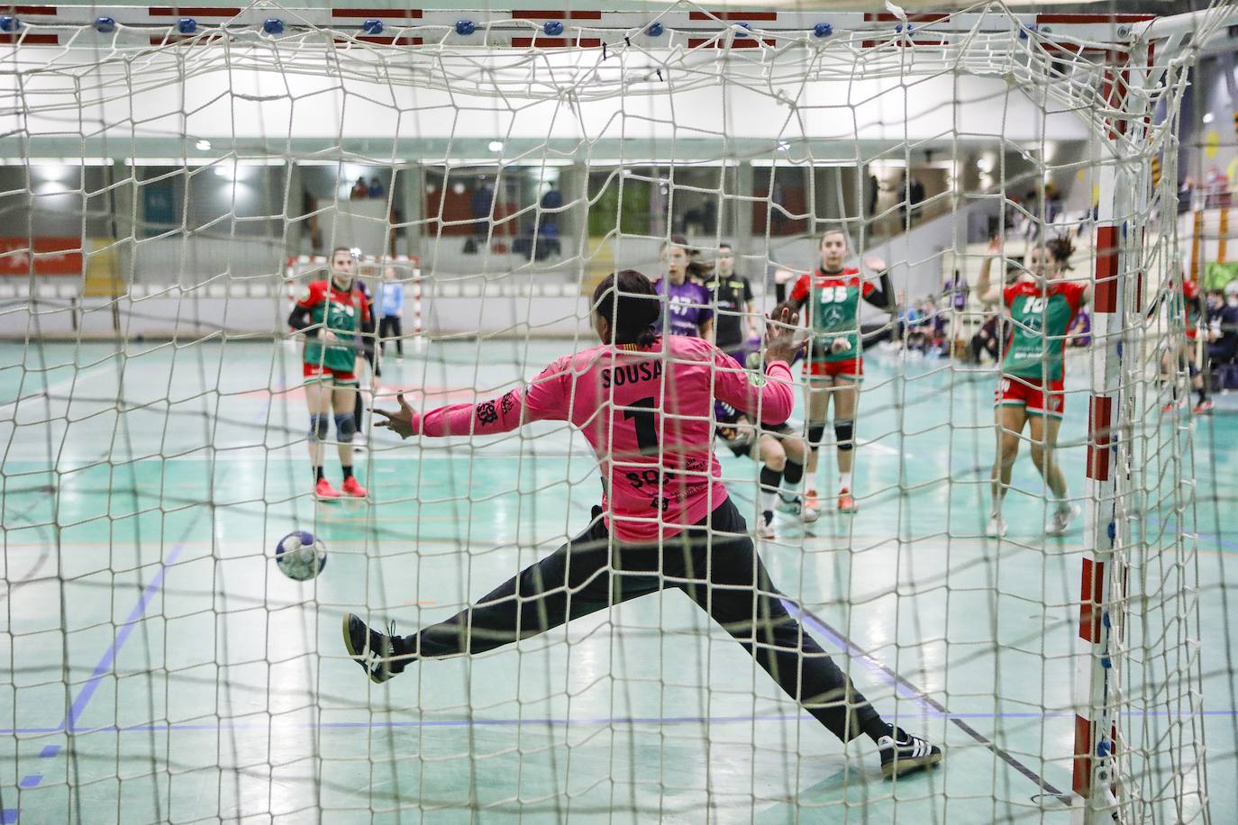 Fotos: Balonmano femenino: El Unicaja se clasifica para la Copa de la Reina