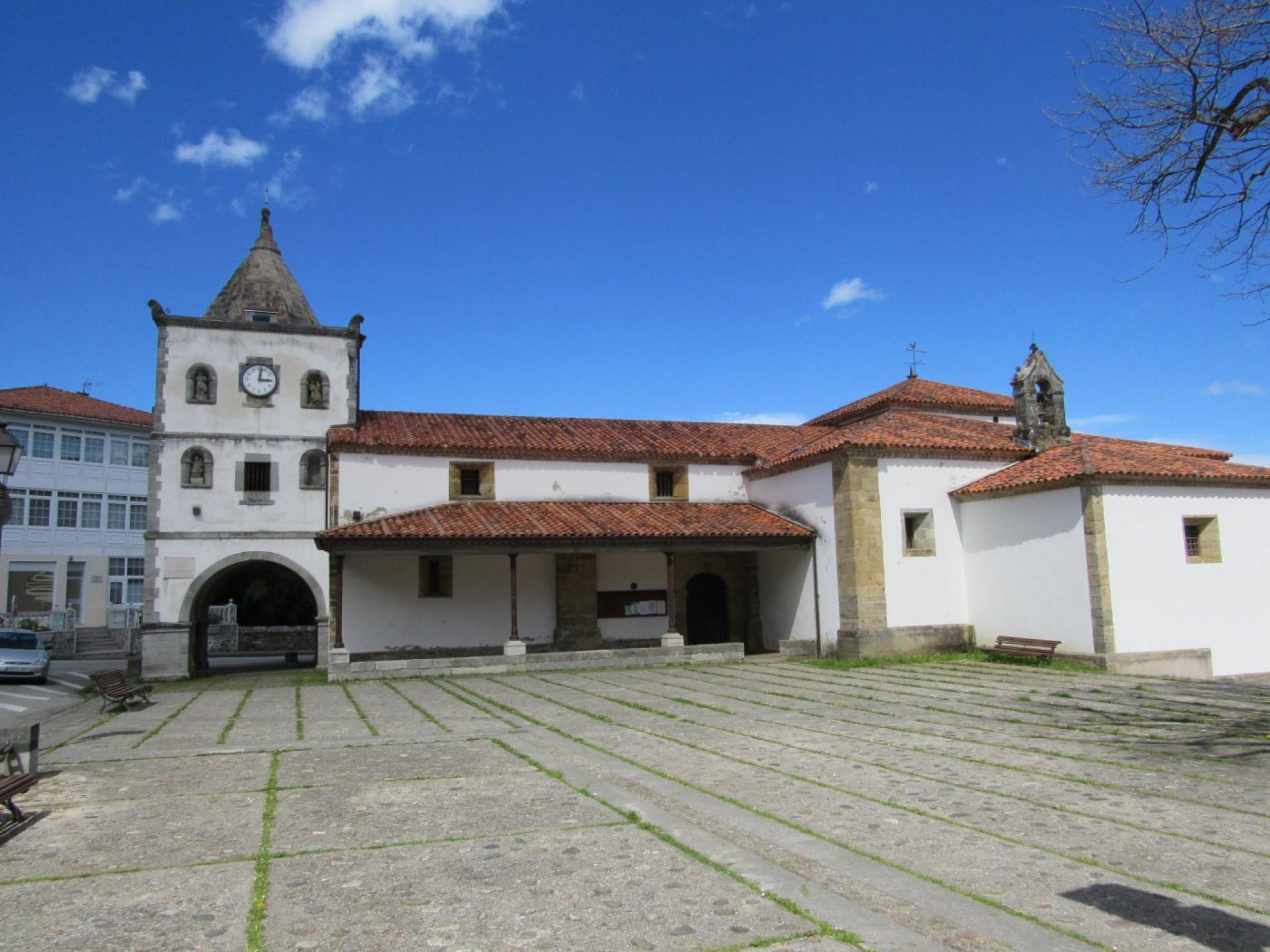 Iglesia y hospital de Soto de Luiña.