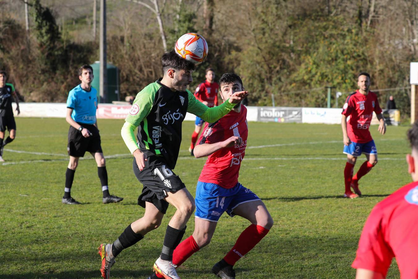 Fotos: Las mejores jugadas del Colunga - Sporting B