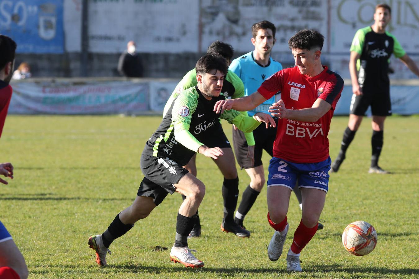 Fotos: Las mejores jugadas del Colunga - Sporting B