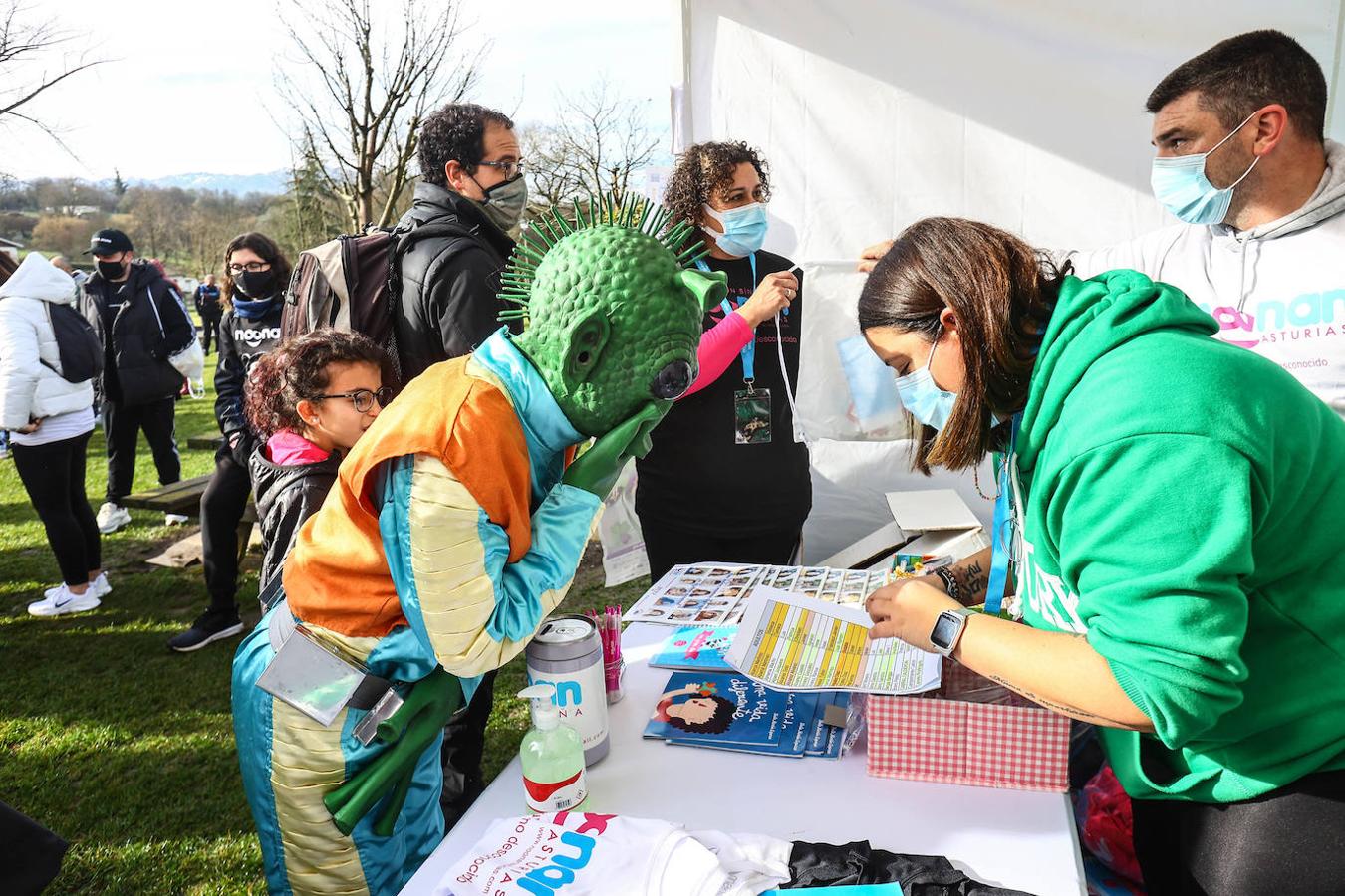 Decenas de personas aprovecharon la mañana de hoy, donde el tiempo acompañó, para realizar una marcha con salida en el laberinto del Parque de Invierno y proseguir durante cuatro kilómetros para «mostrar a la sociedad que el síndrome de Noonan también existe».