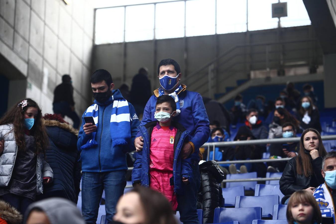 Fotos: ¿Estuviste en el Real Oviedo - Huesca? ¡Búscate!