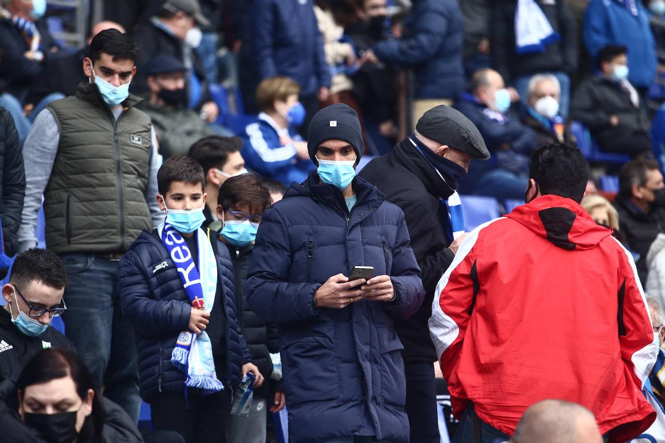 Fotos: ¿Estuviste en el Real Oviedo - Huesca? ¡Búscate!