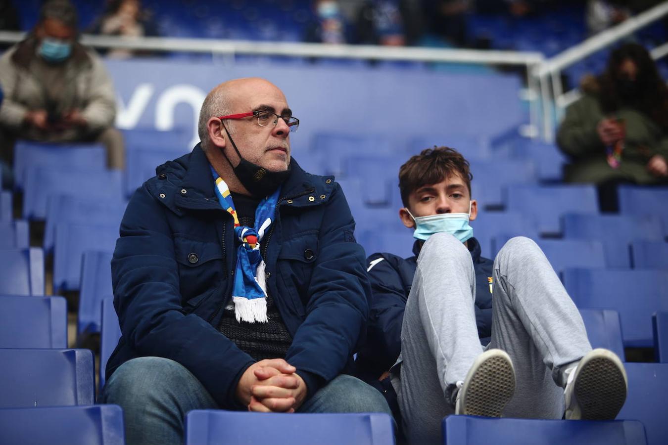 Fotos: ¿Estuviste en el Real Oviedo - Huesca? ¡Búscate!