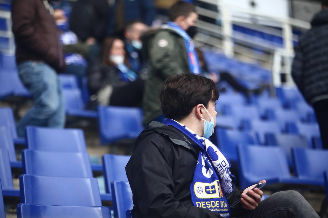 Fotos: ¿Estuviste en el Real Oviedo - Huesca? ¡Búscate!