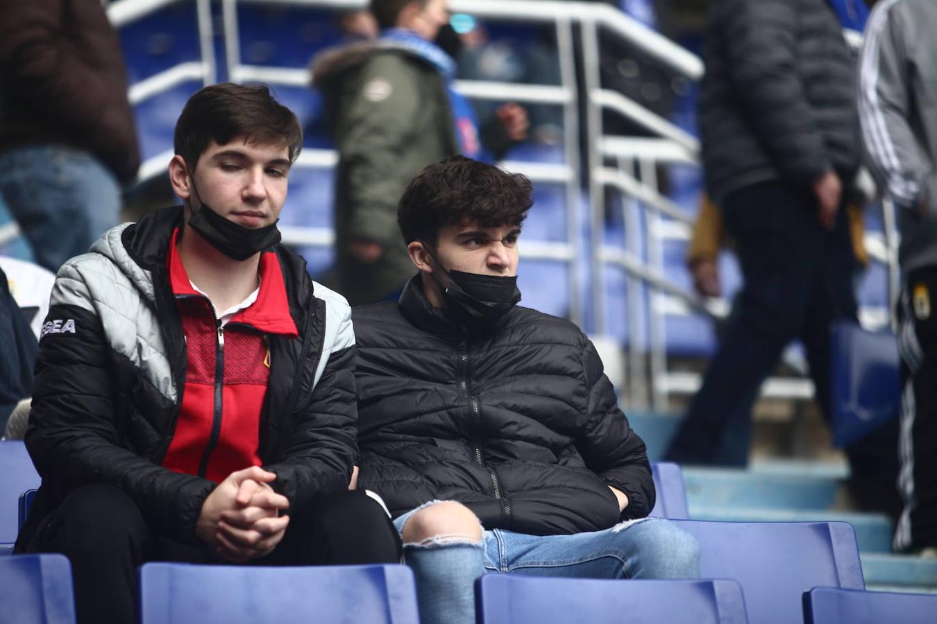 Fotos: ¿Estuviste en el Real Oviedo - Huesca? ¡Búscate!