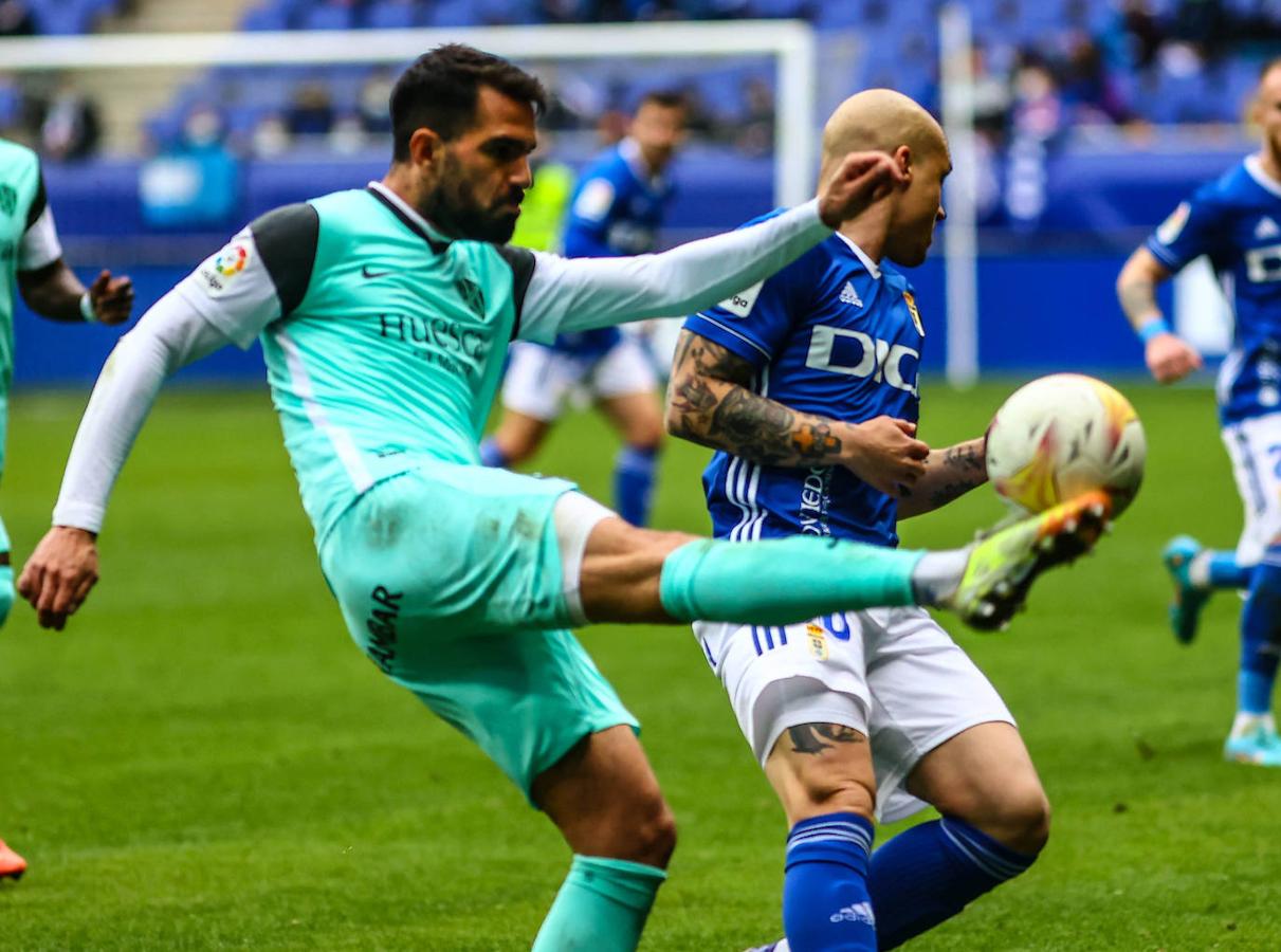 Fotos: Las mejores jugadas entre el Real Oviedo y el Huesca (3-3)