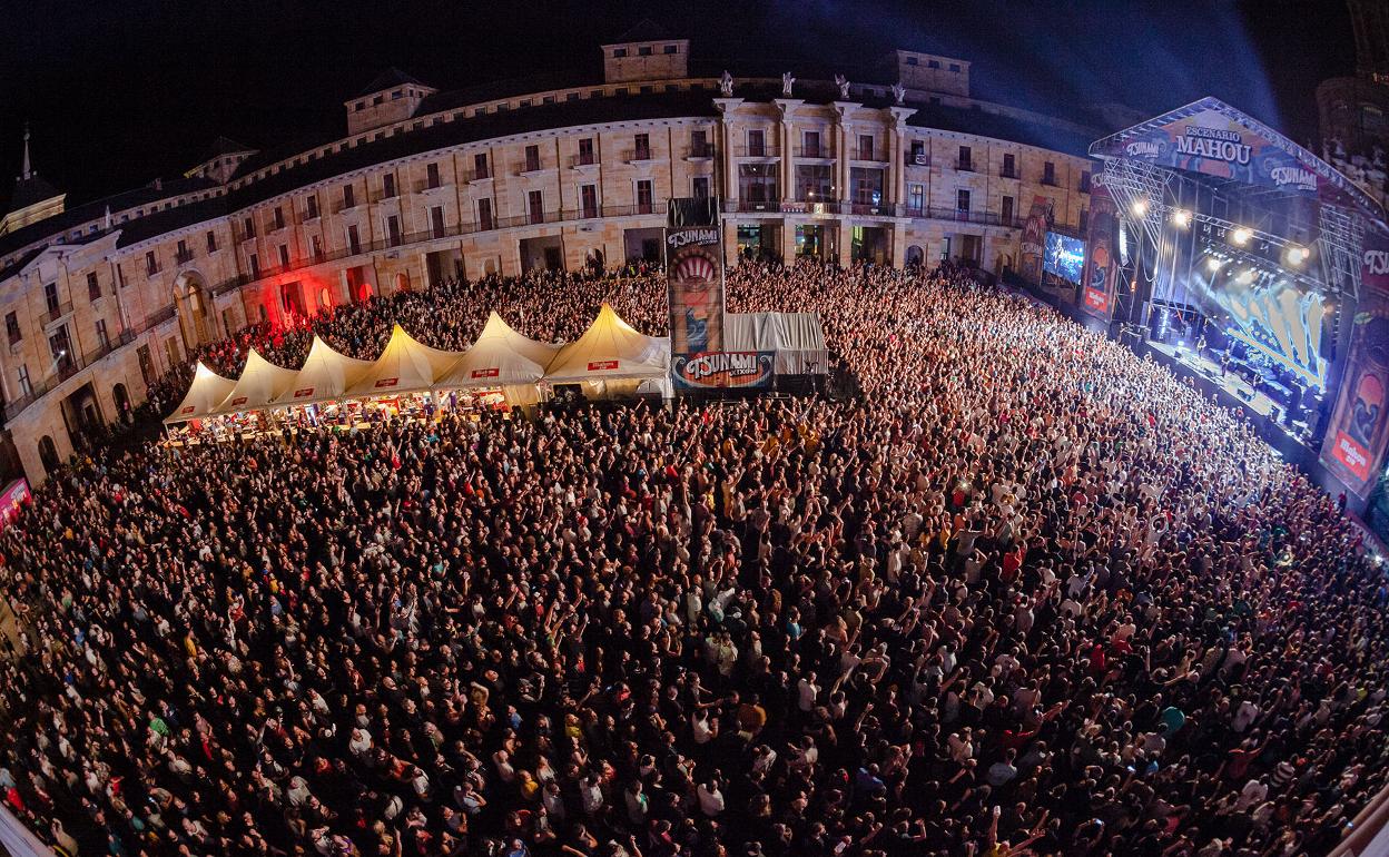 El Festival Tsunami volverá a rugir en julio y desplegará durante tres días  su propuesta musical en Gijón | El Comercio: Diario de Asturias