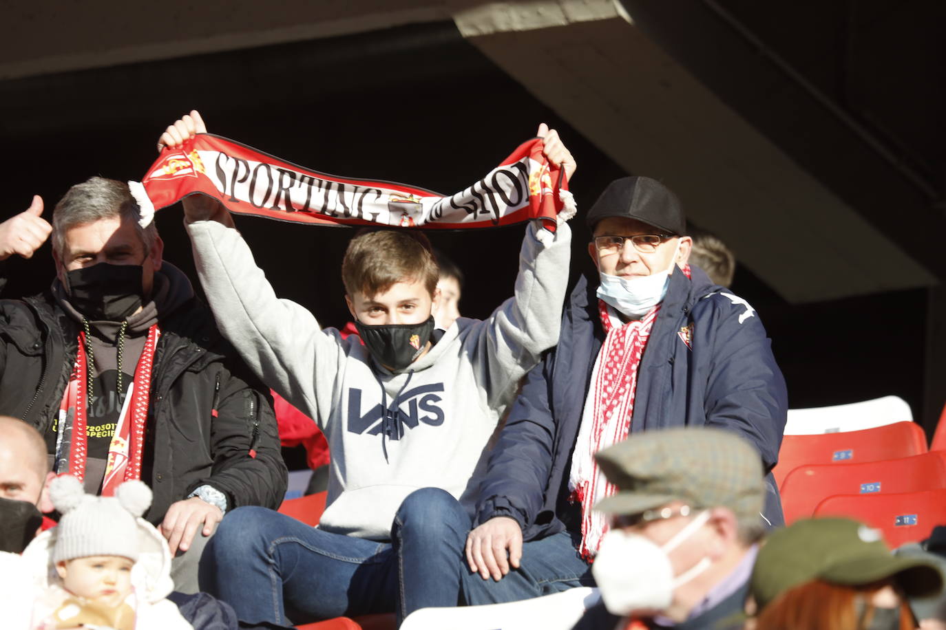 Fotos: ¿Estuviste en el Sporting-Ponferradina? ¡Búscate!