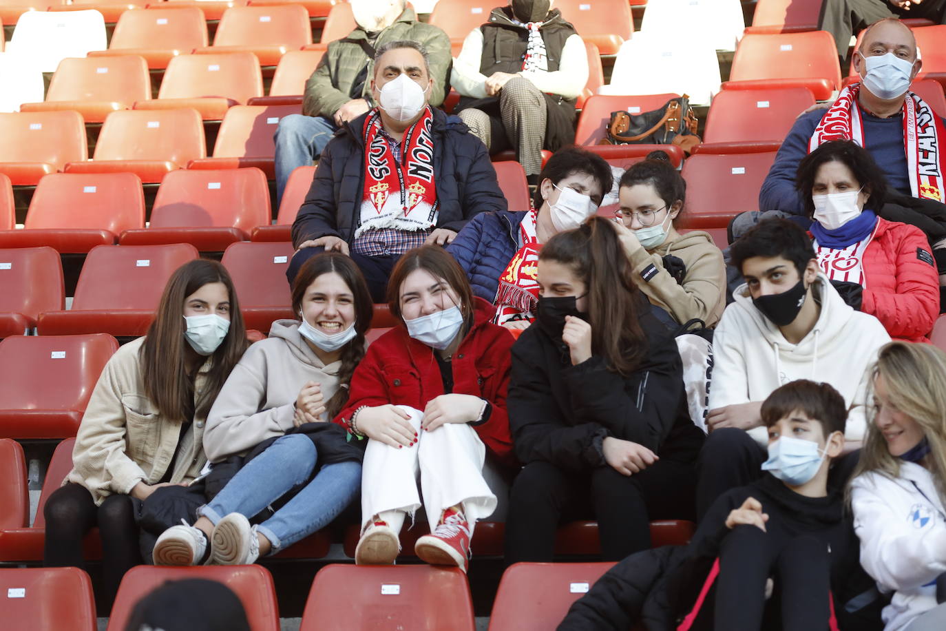 Fotos: ¿Estuviste en el Sporting-Ponferradina? ¡Búscate!