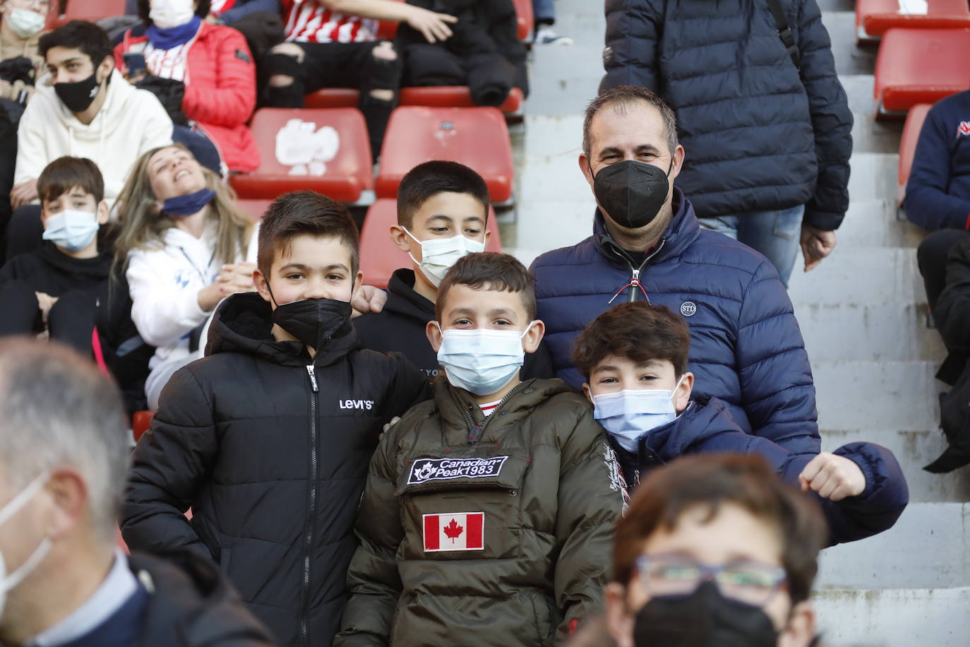 Fotos: ¿Estuviste en el Sporting-Ponferradina? ¡Búscate!