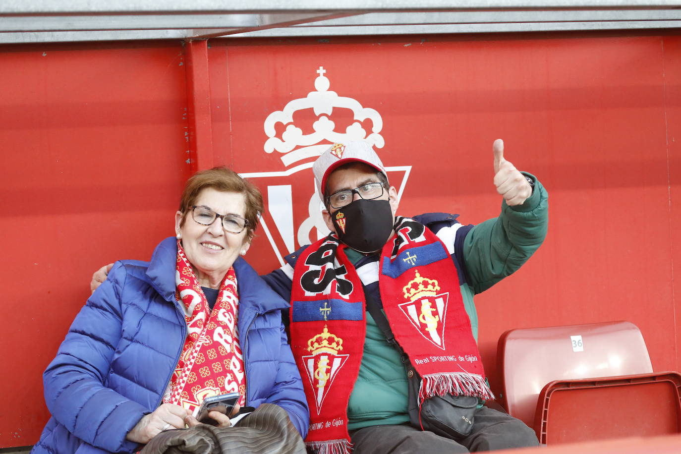 Fotos: ¿Estuviste en el Sporting-Ponferradina? ¡Búscate!