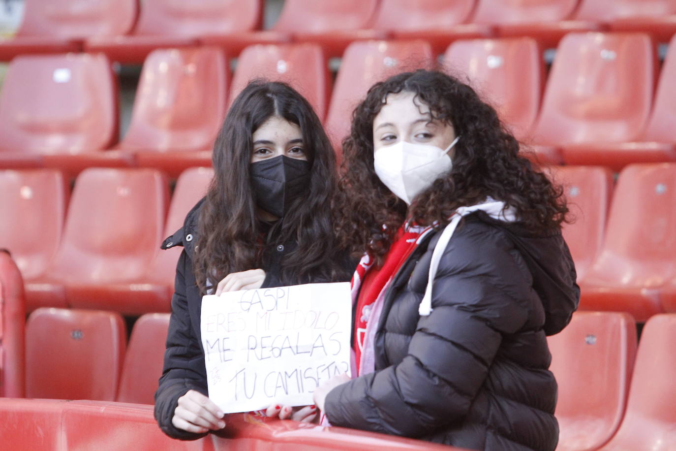 Fotos: ¿Estuviste en el Sporting-Ponferradina? ¡Búscate!