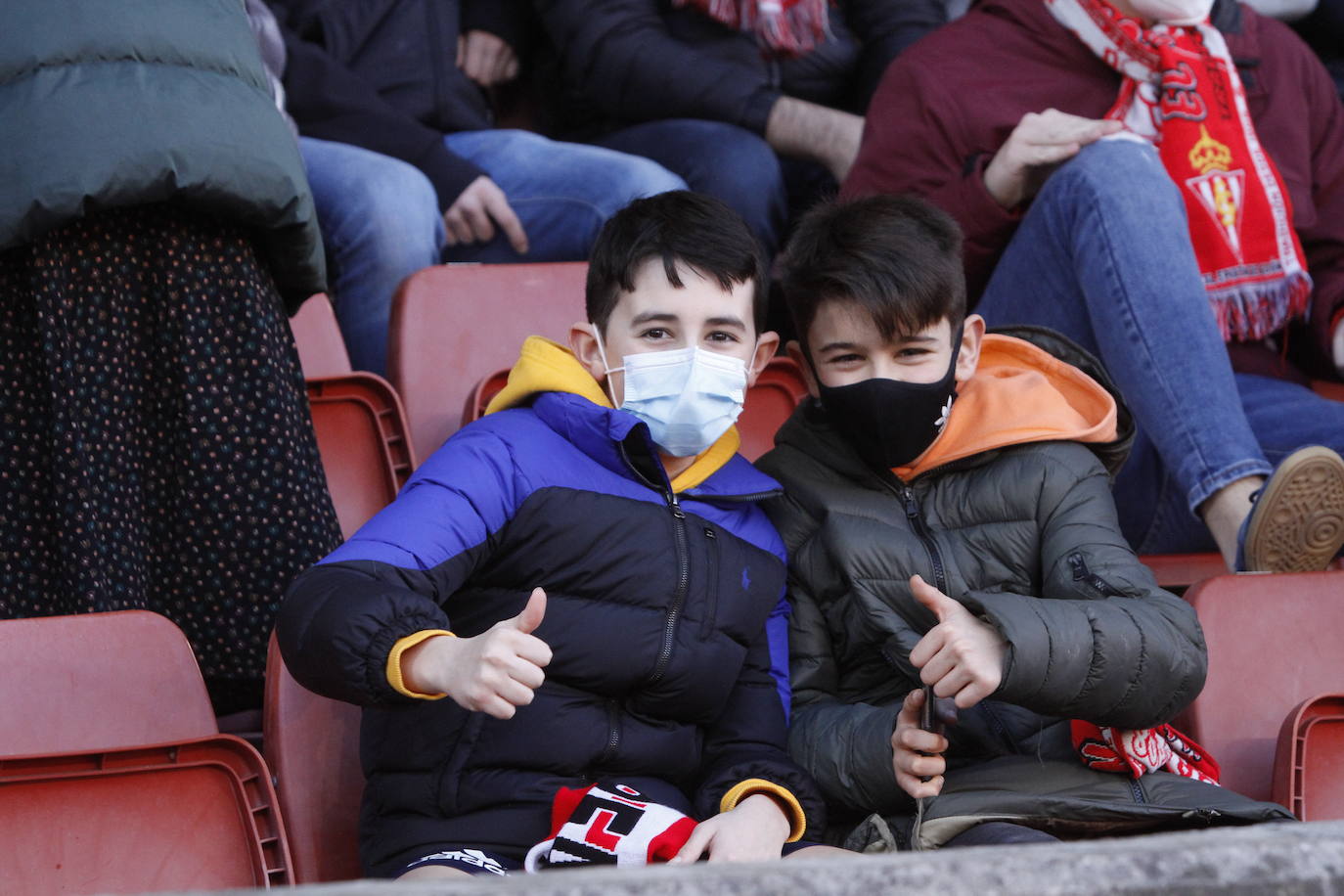 Fotos: ¿Estuviste en el Sporting-Ponferradina? ¡Búscate!