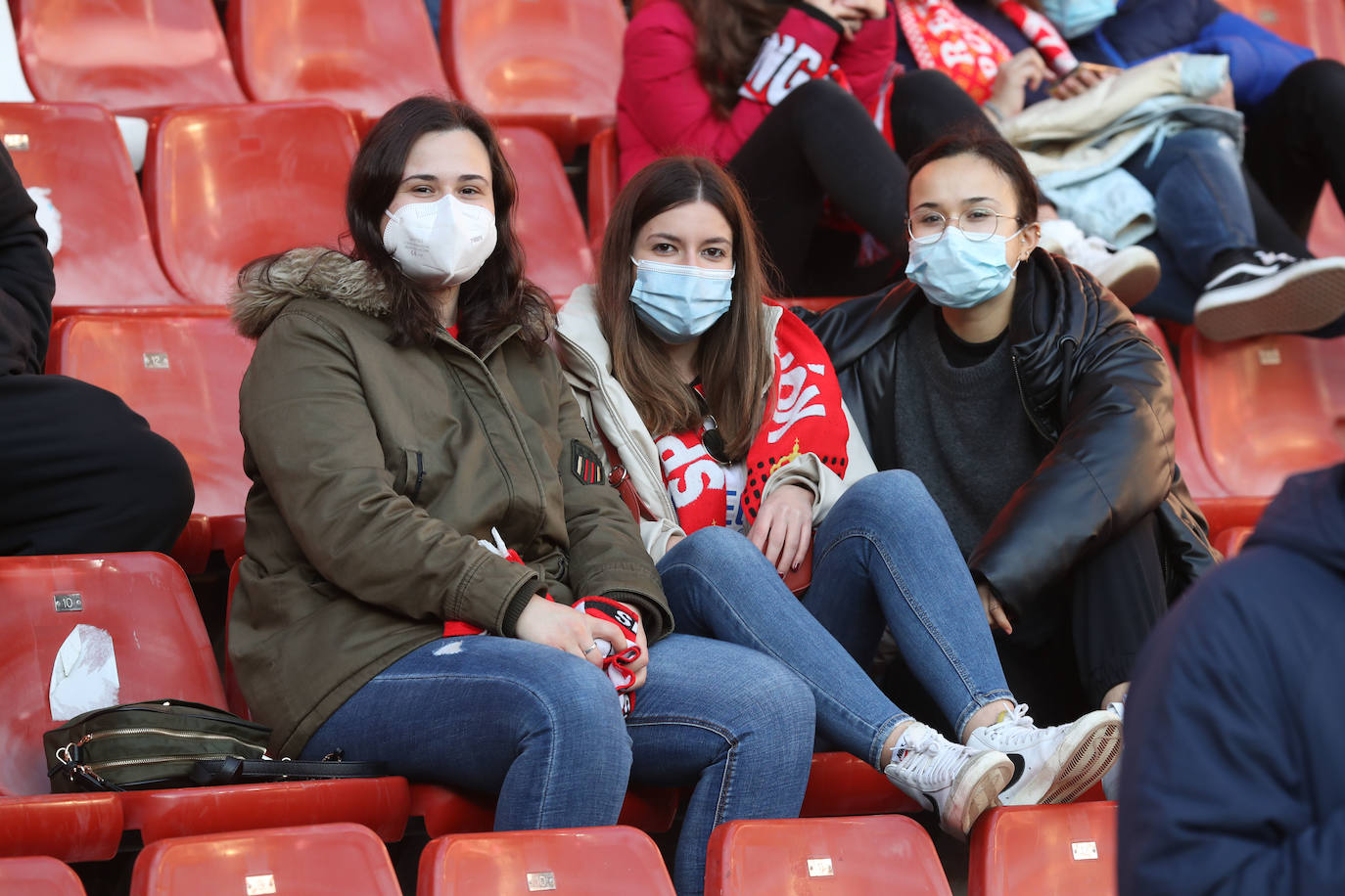 Fotos: ¿Estuviste en el Sporting-Ponferradina? ¡Búscate!