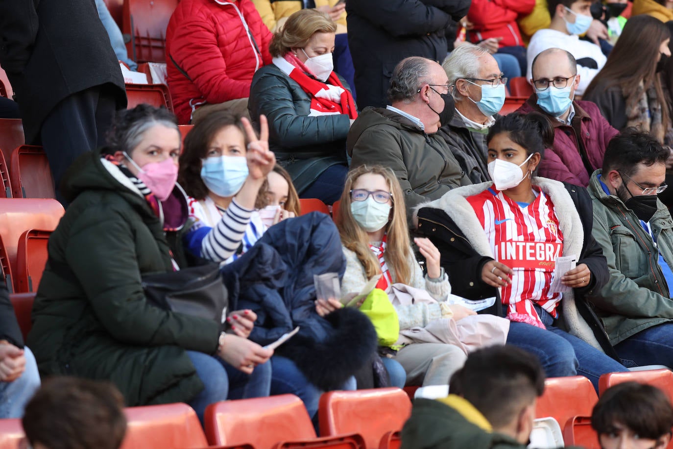 Fotos: ¿Estuviste en el Sporting-Ponferradina? ¡Búscate!