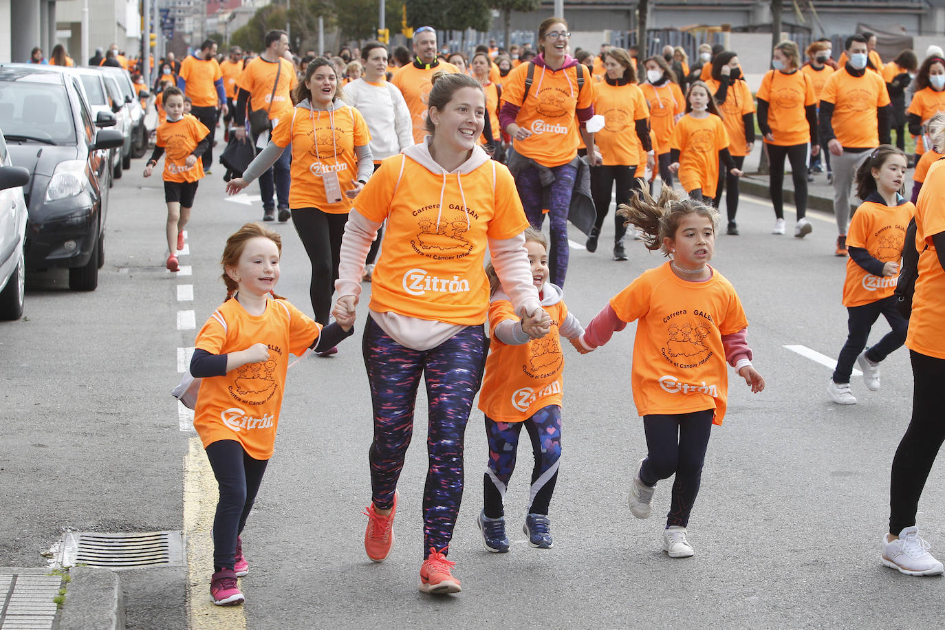 52 concejos de la región se visten de naranja en una carrera colectiva contra el cáncer infantil, organizada por la Asociación Galbán. El objetivo, recaudar fondos para promover la investigación bajo el lema «Una mejor supervivencia es posible». 