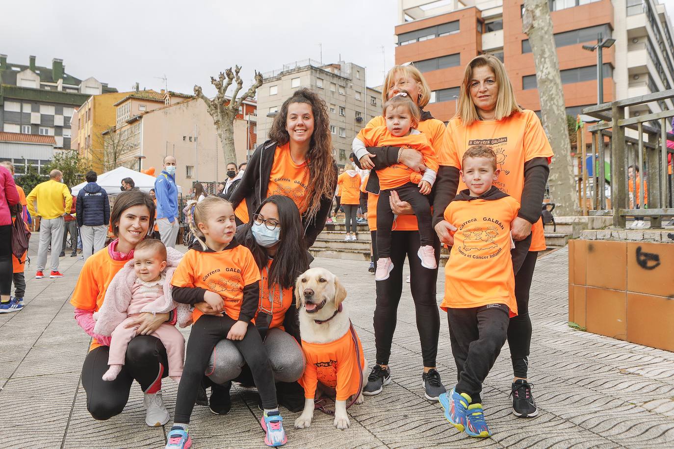 52 concejos de la región se visten de naranja en una carrera colectiva contra el cáncer infantil, organizada por la Asociación Galbán. El objetivo, recaudar fondos para promover la investigación bajo el lema «Una mejor supervivencia es posible». 