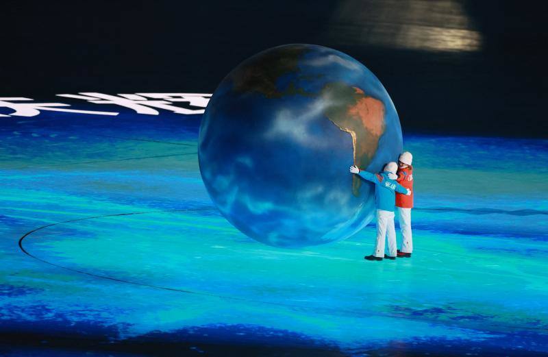 Los Juegos Olímpicos de Invierno han llegado a su final. La de Pekín ha sido una edición marcada, sin duda, por la pandemia. Pero la situación sanitaria no ha impedido una clausura por todo lo alto 