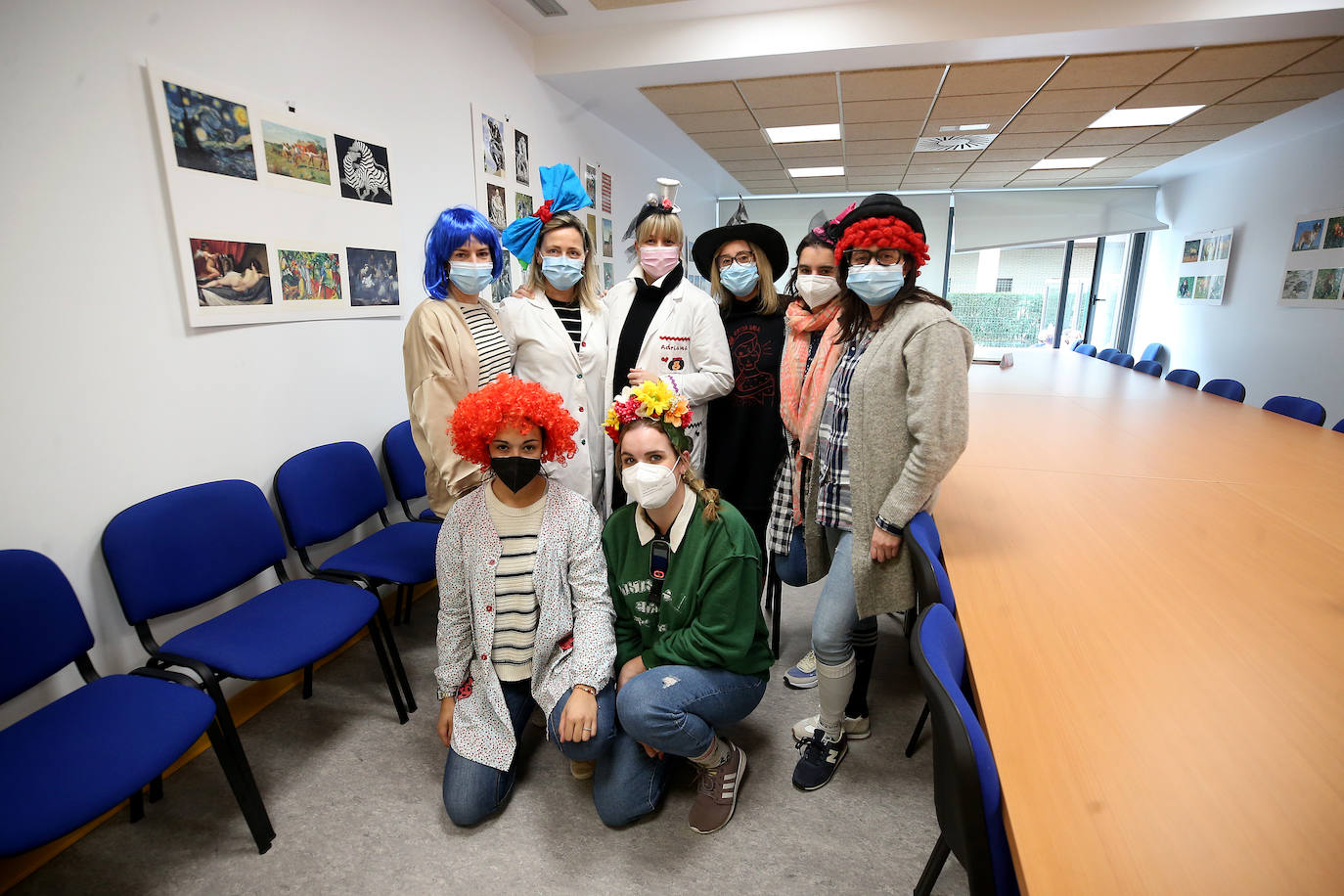 Los centros educativos de Oviedo celebran el Carnaval con los más pequeños en un jueves lleno de fiesta y actividades.