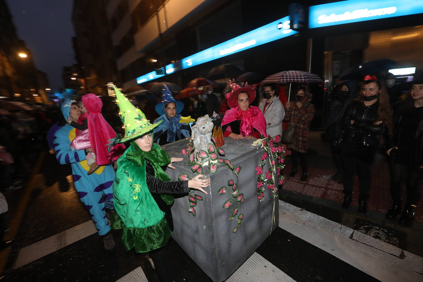 Fotos: Las calles se llenan de fantasía