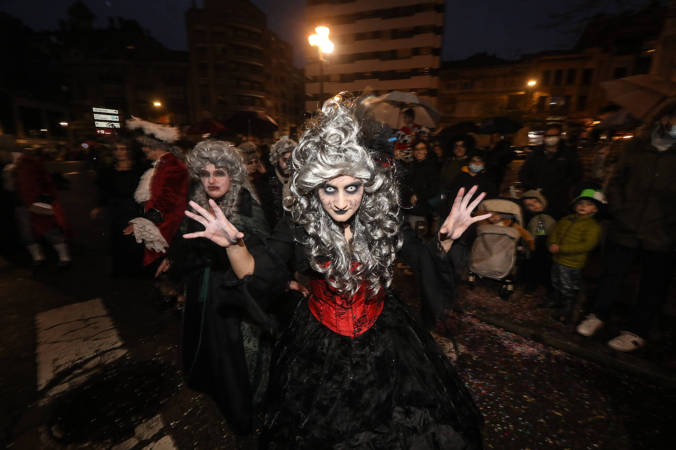 Fotos: Las calles se llenan de fantasía