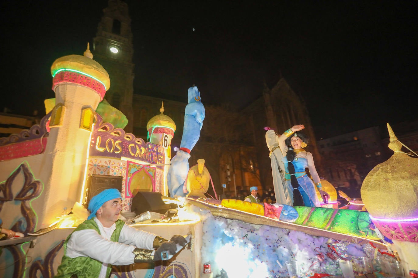 Fotos: Las calles se llenan de fantasía