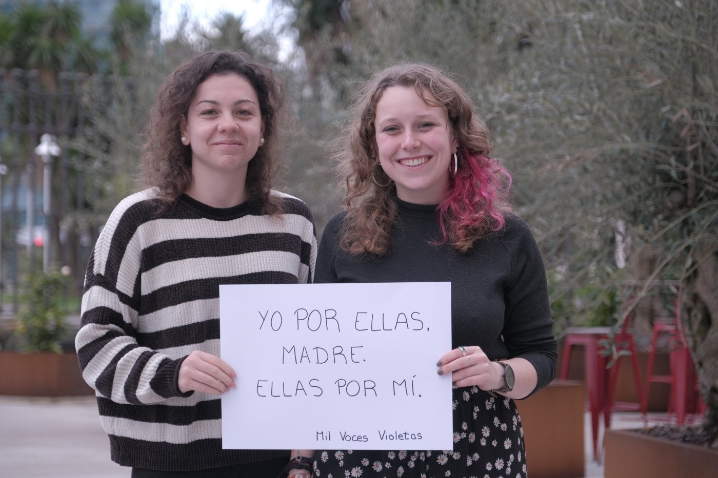 Alba Ortiz de Guinea e Irati Pires, de Mil Voces Violetas.